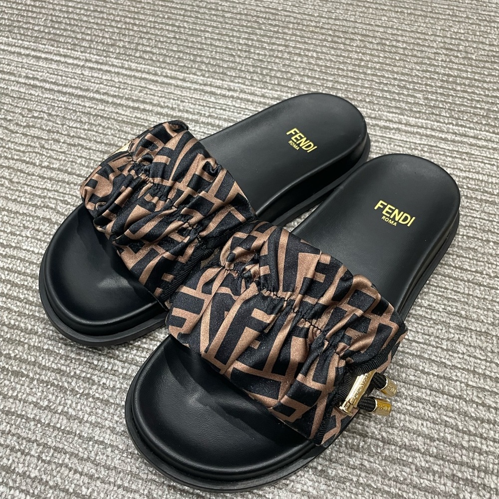 Fendi Women's Brown Slippers